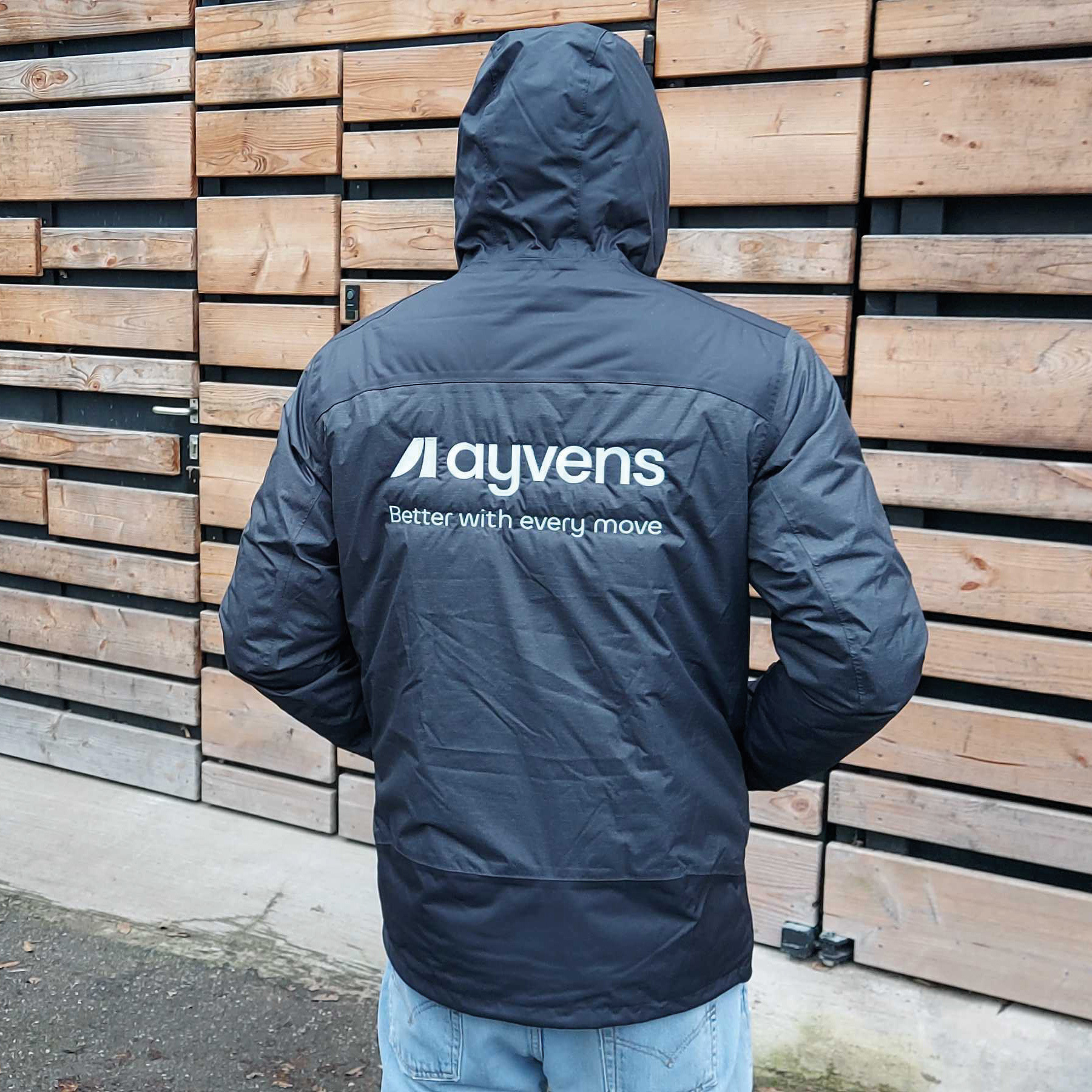 broderie logo ayvens