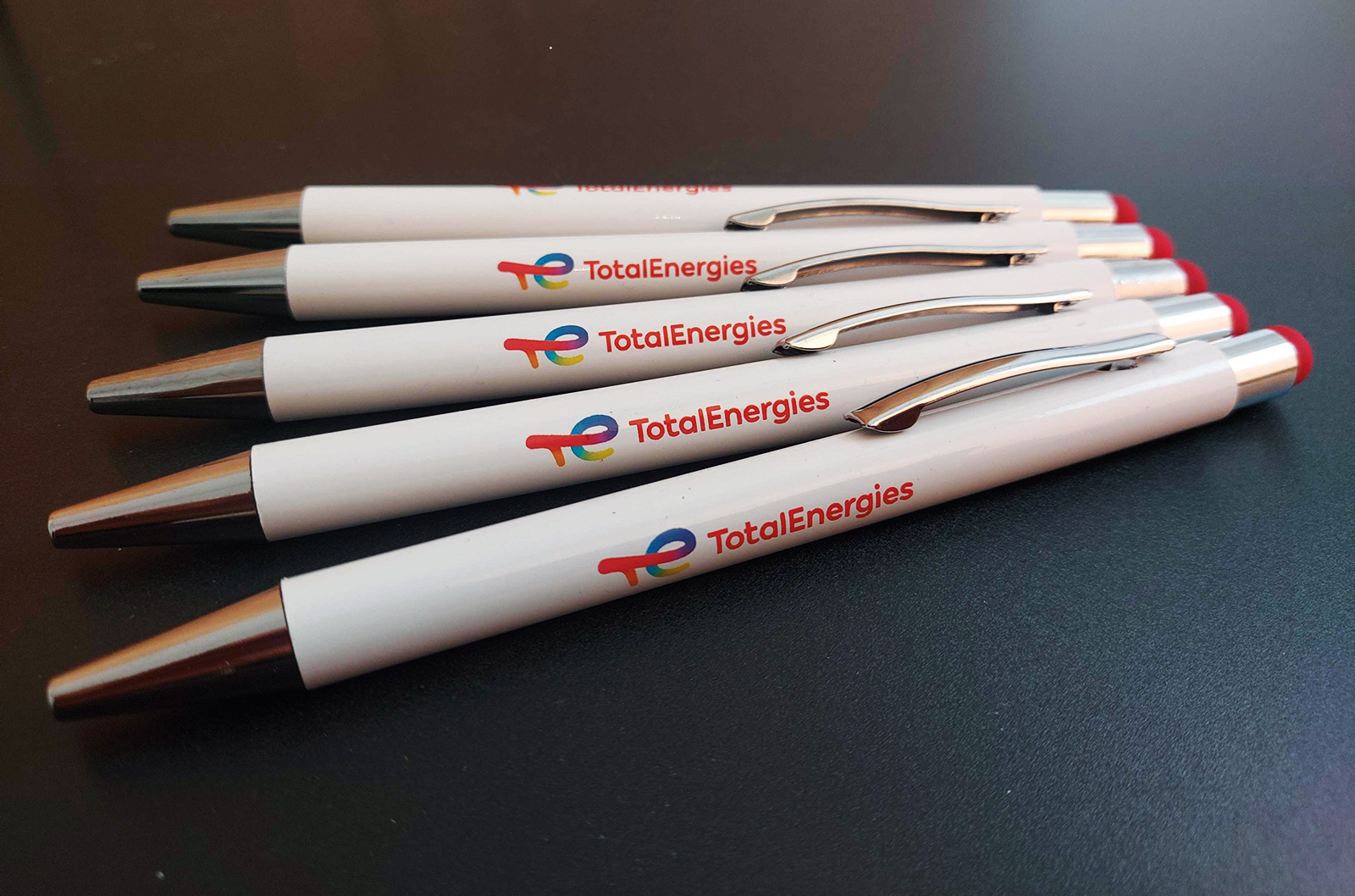 Stylos publicitaires total Energies